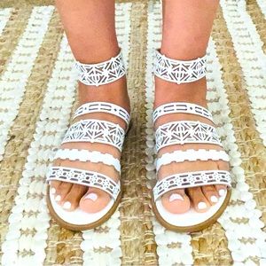 Via Spiga Size 9 White